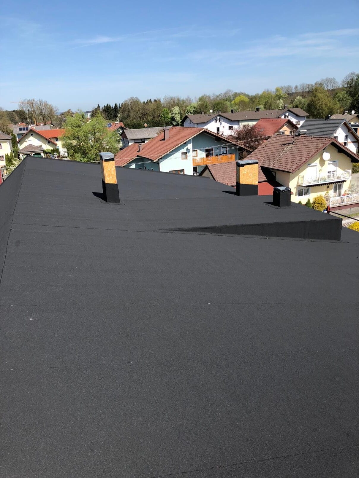 Flachdach Abschluss Wohngebiet Panorama – Flachdach-Meister Salzburg